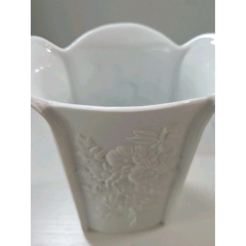 Kaiser Germany White Bisque Porcelain Floral Scalloped Vase Signed & Numbered